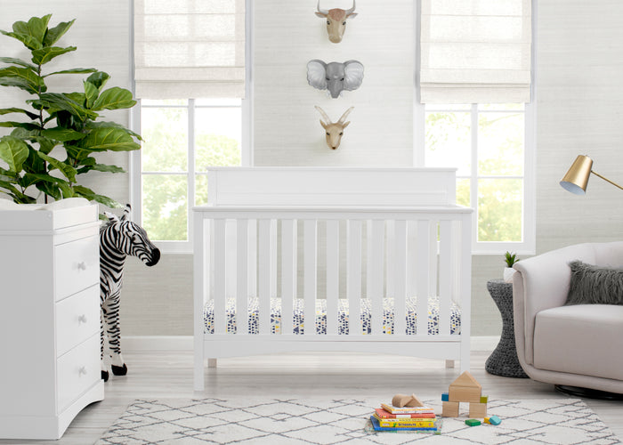 Skylar 4-in-1 Convertible CribBianca White (130)