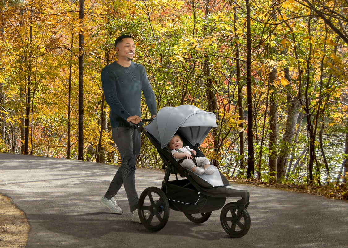 11924 2472 JeepPowerGlydeProJogger Lifestyle 02