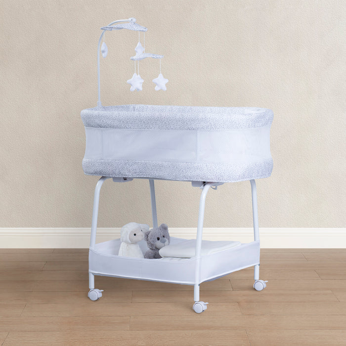 25031 2327 SmartsleepAutoGlide Alloy lifestyle 101 0-SmartSleep Auto Glide Bassinet with Bluetooth