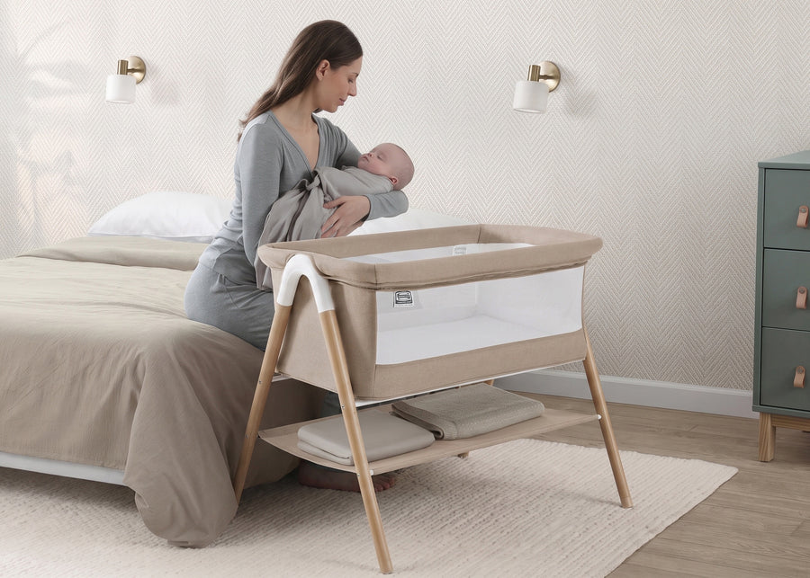 Tan Melange (2470) 14-Koi by the Bed Bassinet with Natural Beechwood Legs