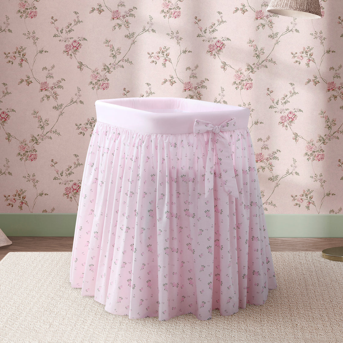 Flora Gliding Bassinet