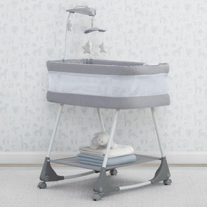 Shooting Star Rocking Bassinet with Air Flow Mesh 1-Shooting Star Rocking Bassinet with Air Flow Mesh