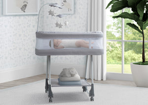 Platinum (2337) 0-Shooting Star Rocking Bassinet with Air Flow Mesh