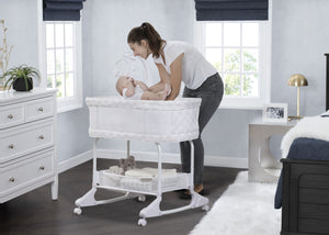 Fresco (2212) 9-SleepCool Rocking Bassinet with Airflow Mesh