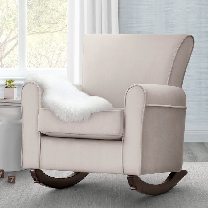 516510 1325 lancaster rocking chair linen w dark chocolate lifestyle 102 6-Lancaster Rocking Chair featuring LiveSmart Fabric by Culp