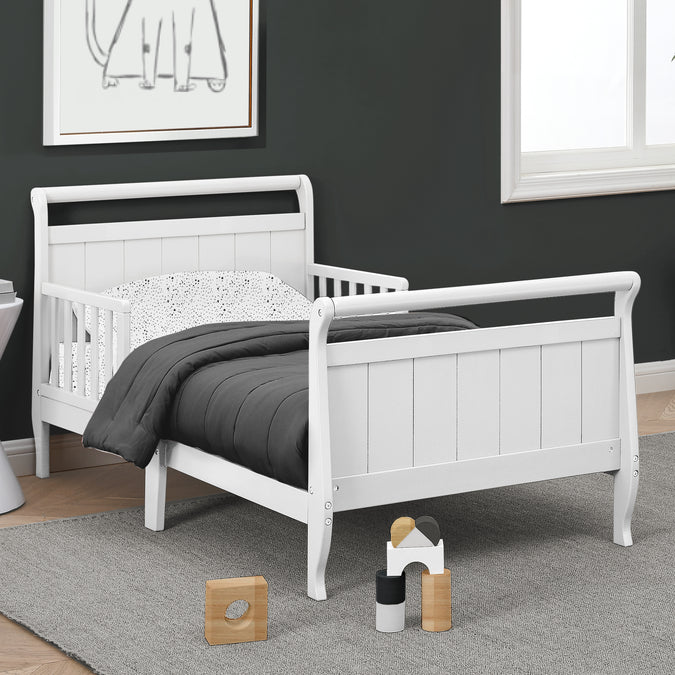 7183 100 Sleigh Toddler Bed White Lifestyle 104 13-Wood Sleigh Toddler Bed