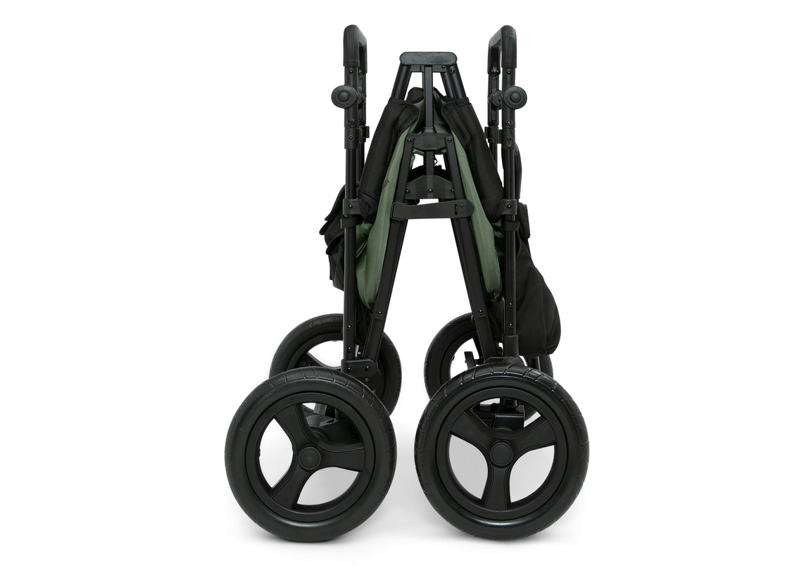 A2004 001 Jeep Sand Wheels Black Silo 42