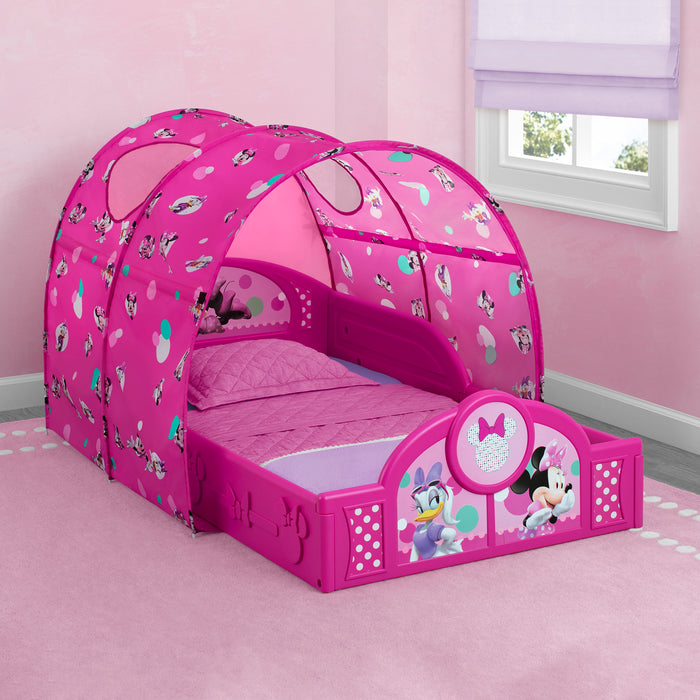 BB81478MN 1063 tent sleep and play minnie lifestyle 01 0-Minnie Mouse Plastic Sleep and Play Toddler Bed with Canopy