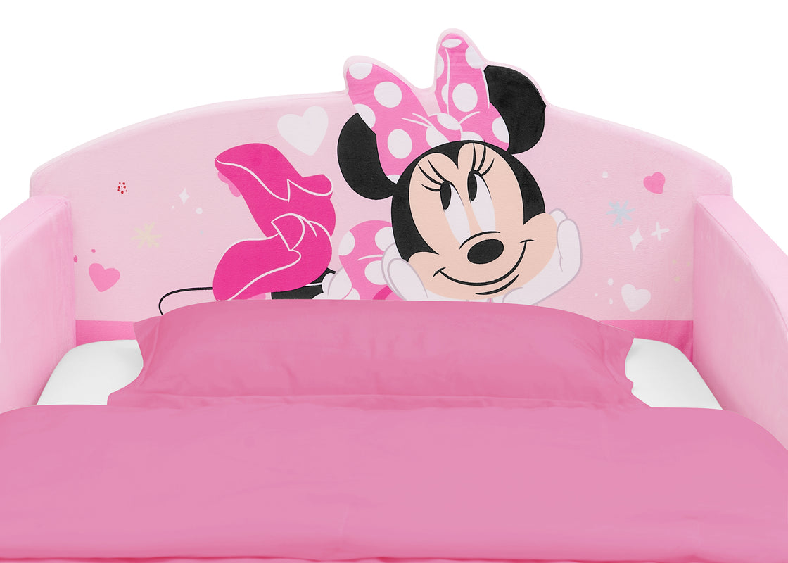 Minnie Mouse (1040) 8 - Carousel