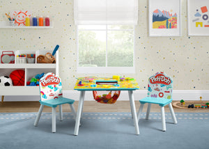 Play-Doh (1649) 0-Play-Doh Table and 2 Chair Set