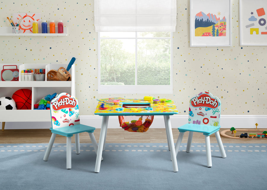 Play-Doh (1649) 1-Play-Doh Table and 2 Chair Set