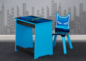 Batman (1200) 0-Batman Kids Wood Art Desk and Chair Set