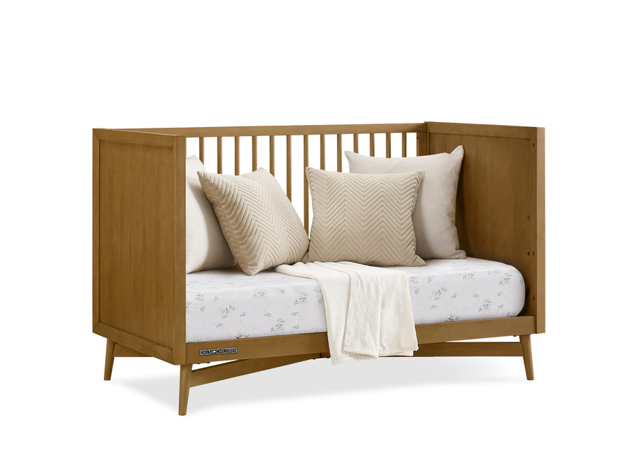 Acorn (755) 26-Dylan 4-in-1 Convertible Crib