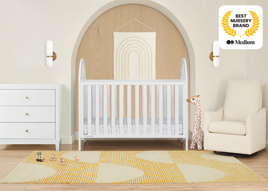 Bianca White (130) 2-Milano 4-in-1 Convertible Crib