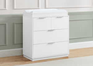 Bianca White (130) 0-Forever 4 Drawer Dresser with Changing Top and Interlocking Drawers - Classic Collection