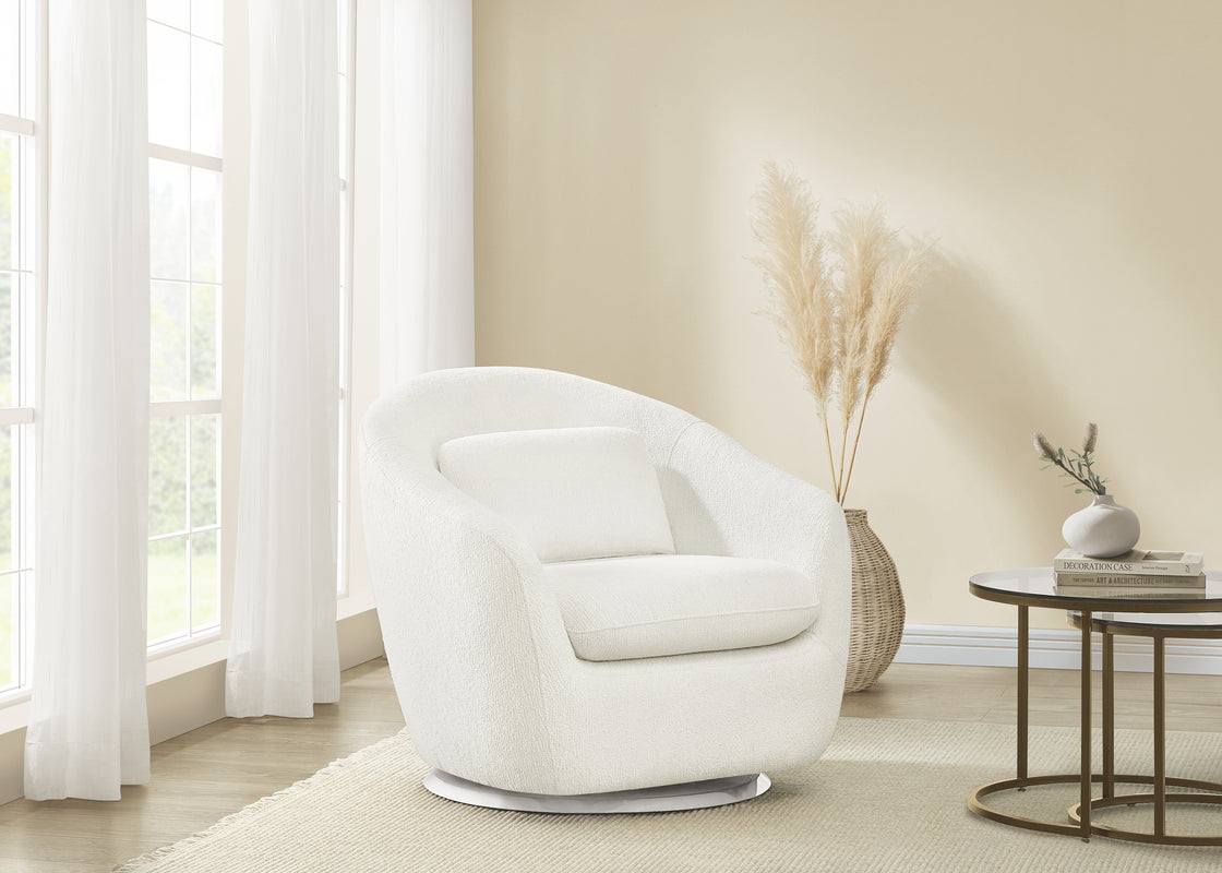 White Boucle (1539) 2 - Carousel