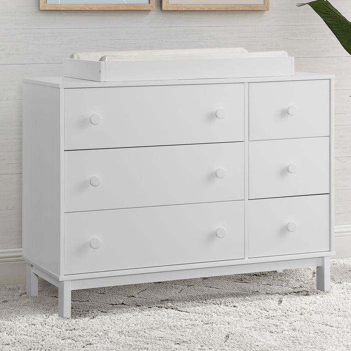 X W173460 130 Legacy 6 Drawer Dresser Bianca White Lifestyle 104 2-babyGap Legacy 6 Drawer Dresser with Interlocking Drawers