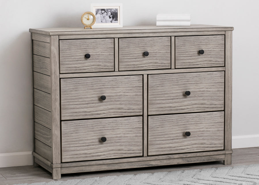 Rustic White (119) 1-Monterey 7 Drawer Dresser with Interlocking Drawers