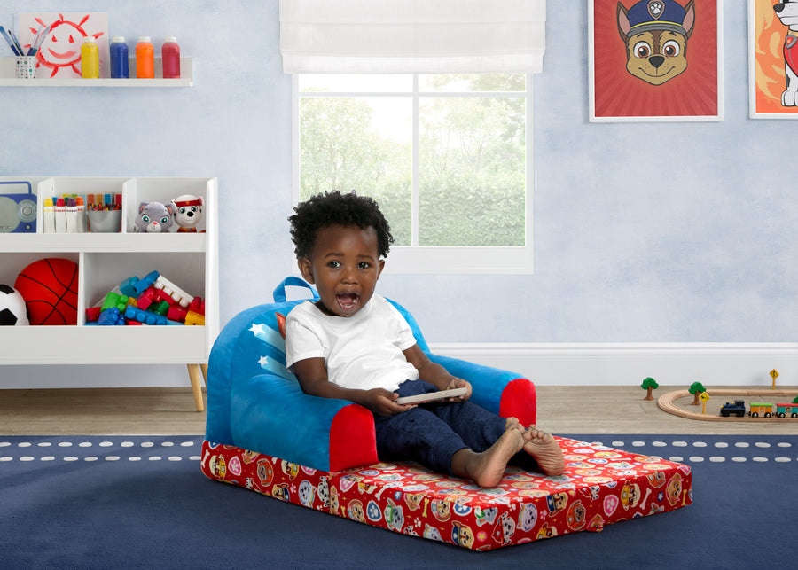 Paw Patrol (1121) 2-PAW Patrol Cozee Buddy Flip-Out Chair