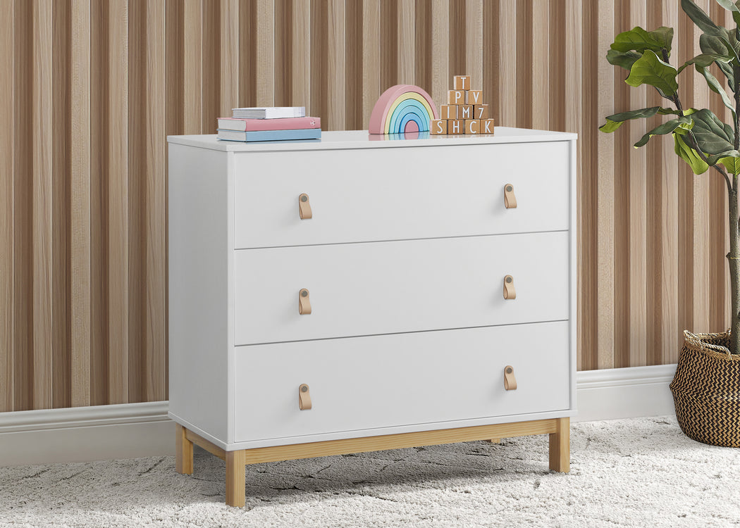 babyGap Legacy 3 Drawer Dresser with Leather Pulls and Interlocking DrawersBianca White with Natural (123)