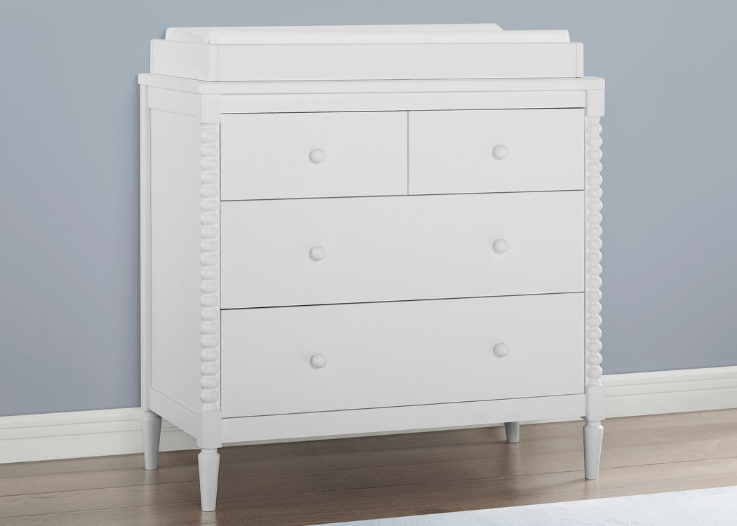 Saint 4 Drawer Dresser with Changing Top and Interlocking DrawersBianca White (130)