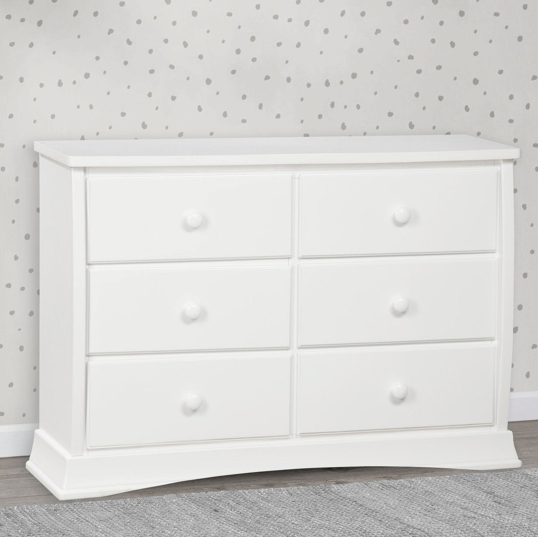 White (100)