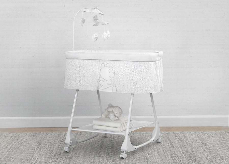 Winnie The Pooh (2375) 7-Winnie the Pooh Bassinet