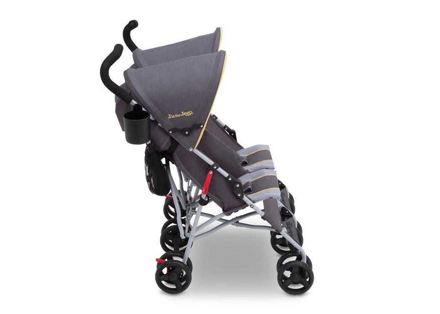 Spot On (722) 16-Jeep® Scout Double Stroller
