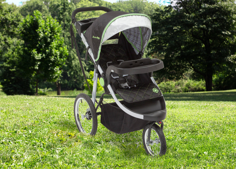 fairway_lifestyle 1-J is for Jeep® Brand Cross-Country All-Terrain Jogging Stroller