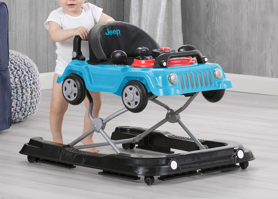 22508 2315 Jeep Wrangler Walk htroomshot 06 10-Jeep® Classic Wrangler 3-in-1 Grow With Me Walker