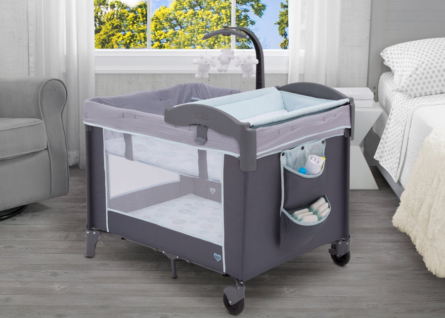 LX Deluxe Portable Baby Play Yard With Removable Bassinet and Changing Table 2-LX Deluxe Portable Baby Play Yard With Removable Bassinet and Changing Table