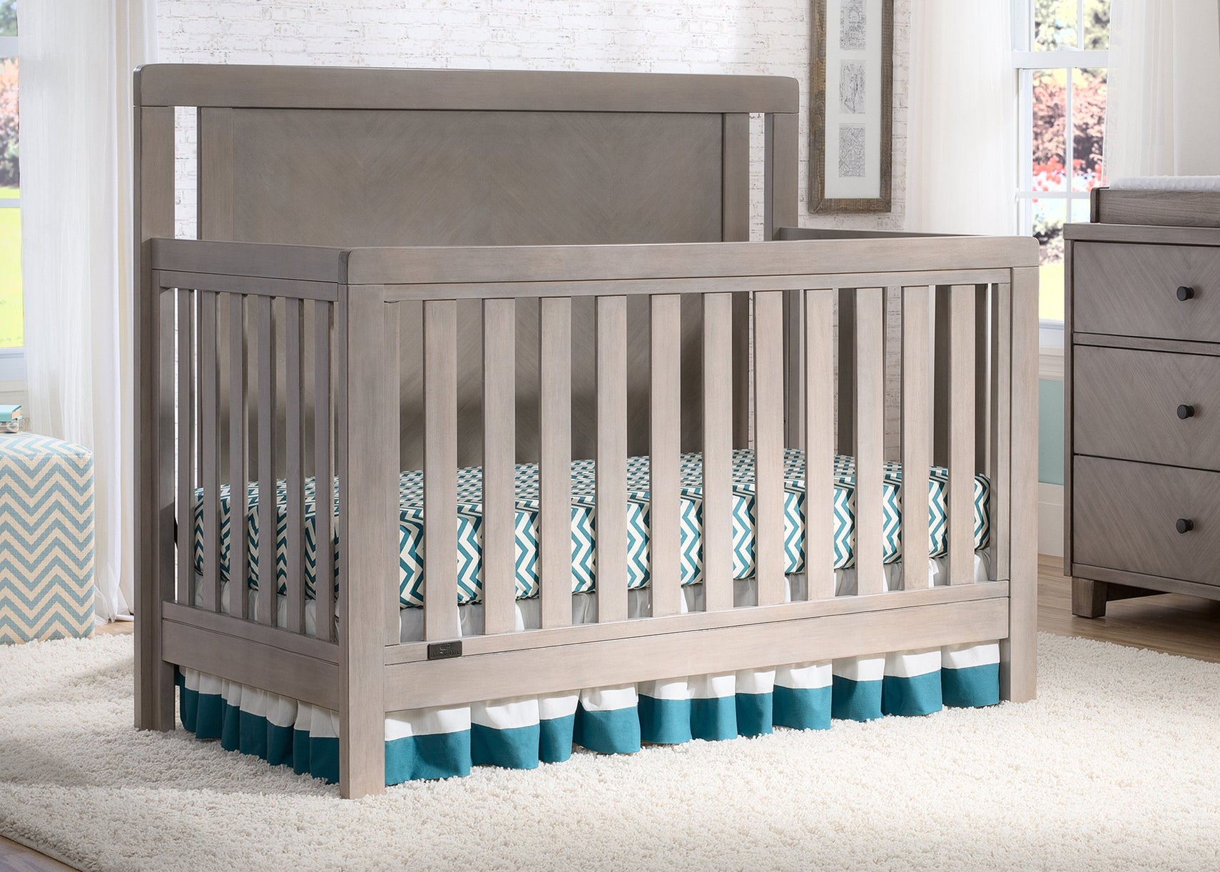 Simmons Kids Stained Grey (054) Chevron Crib 'N' More, Crib Conversion Room Shot a0a