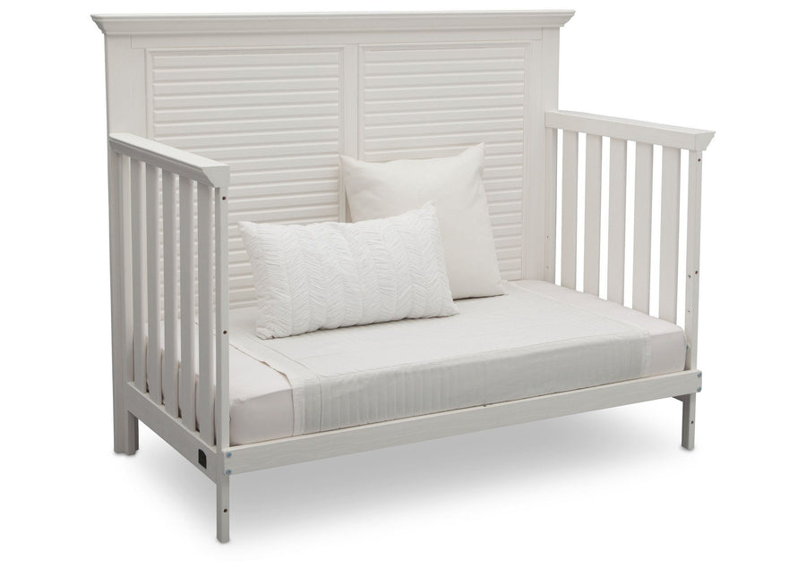Simmons Kids Rustic Bianca (170) Oakmont Crib 'N' More Daybed conversion side view a5a 4-Oakmont Crib 'N' More