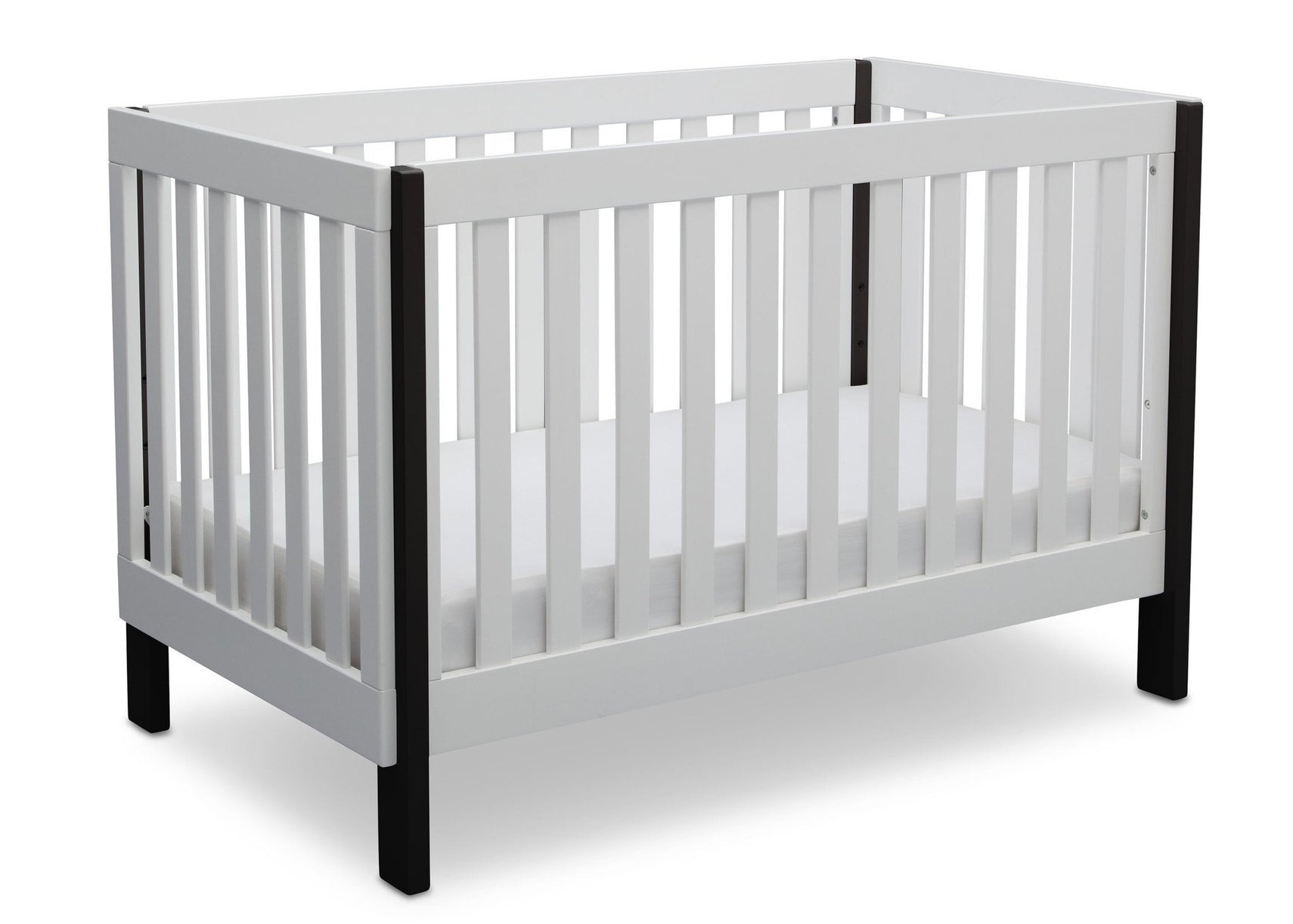 Delta Children Bianca with Ebony (149) Bellevue 3-in-1 Crib, Angled Crib View a4a