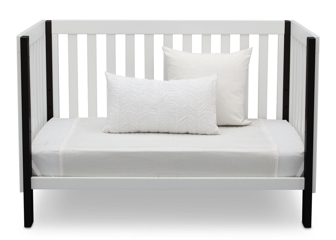 Delta Children Bianca with Ebony (149) Bellevue 3-in-1 Crib, Daybed Front View 