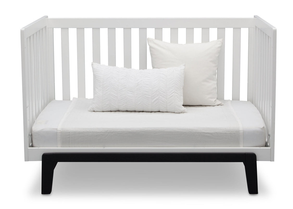 Delta Children Bianca White with Ebony (149) Aster 3-in-1 Crib, Daybed Conversion