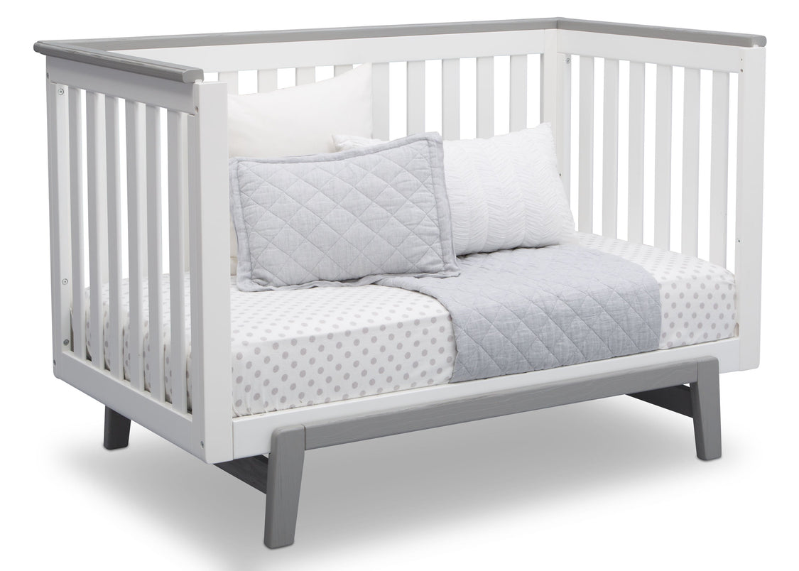 Delta Children Bianca with Rustic Haze (136) Providence Classic 4-in-1 Convertible Crib (548650), Day Bed, b5b