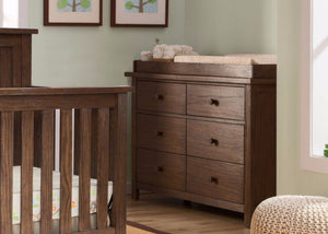 Serta Rustic Oak (229) Northbrook 6 Drawer Dresser, Room View b0b 22-Northbrook 6 Drawer Dresser