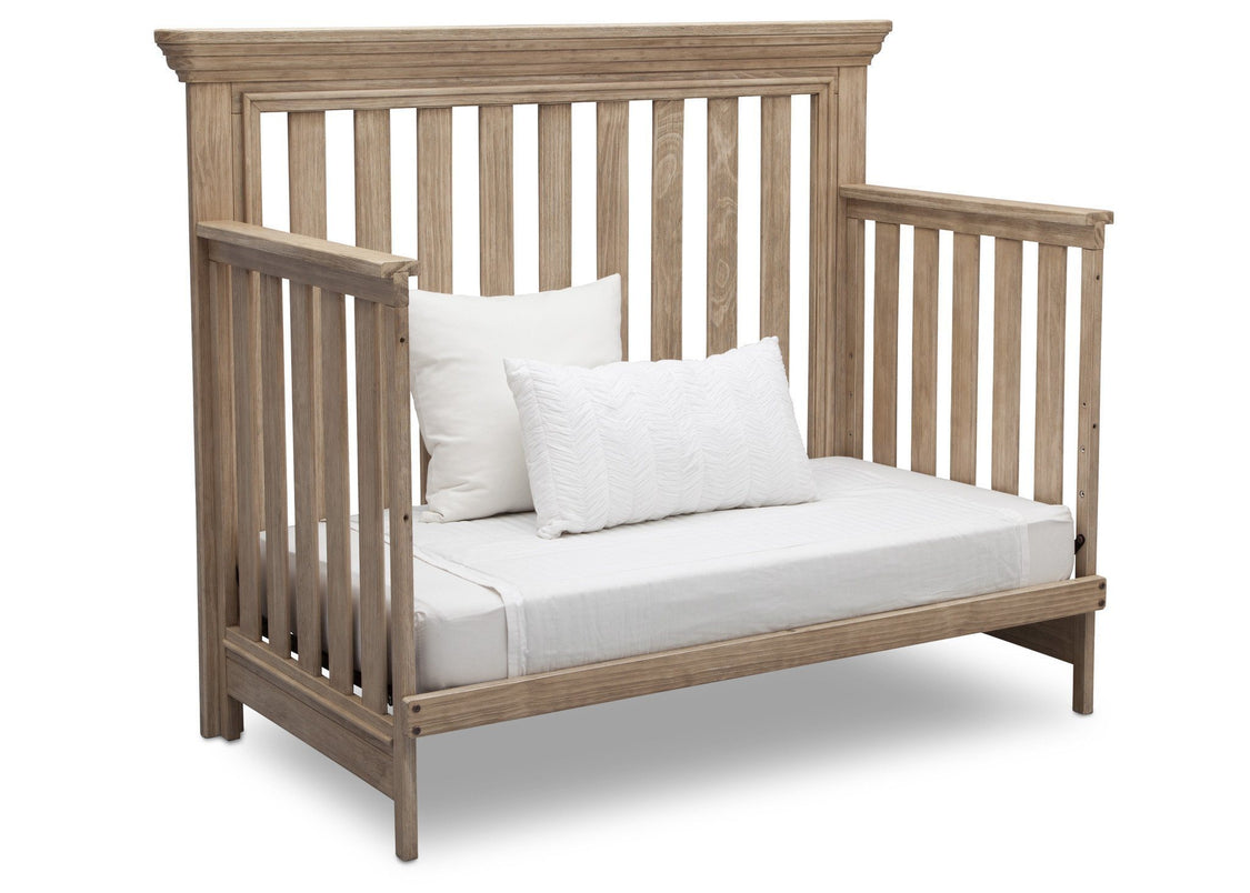 Serta Rustic Driftwood (112) Langley 4-in-1 Crib Right View Day Bed Conversion b4b