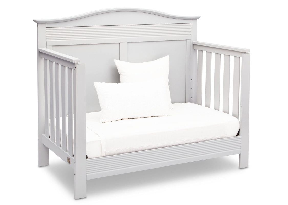 Serta Bianca White (130) Barrett 4-in-1 Convertible Crib, Right Daybed View b4b