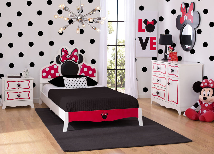 Your Pick: Minnie Mouse 1-Deluxe Minnie Mouse Twin Bed
