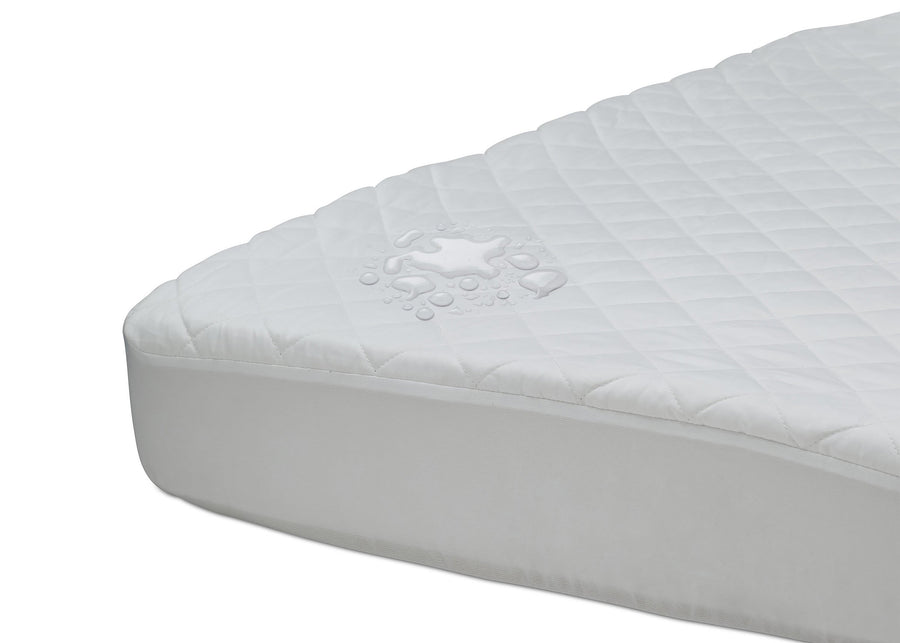 DCB: Beautyrest KIDS Fitted Crib Mattress Pad Corner Detail View No Color (NO) 3-Fitted Crib Mattress Pad