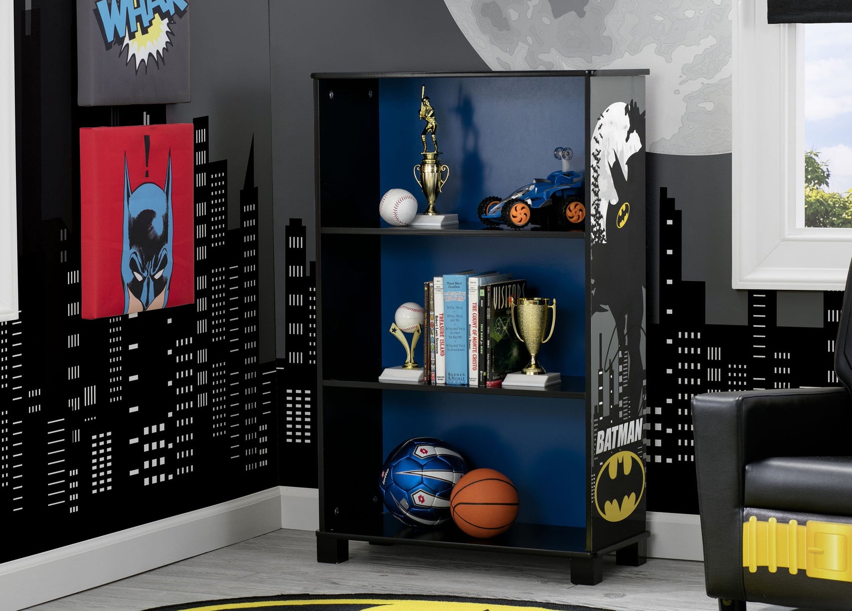 Delta Children Batman (1200) Batman Deluxe 3-Shelf Bookcase (FL86731BT), Hangtag, a1a