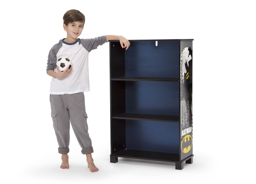 Delta Children Batman (1200) Batman Deluxe 3-Shelf Bookcase (FL86731BT), Silo with kid, a4a 4-Batman Deluxe 3-Shelf Bookcase