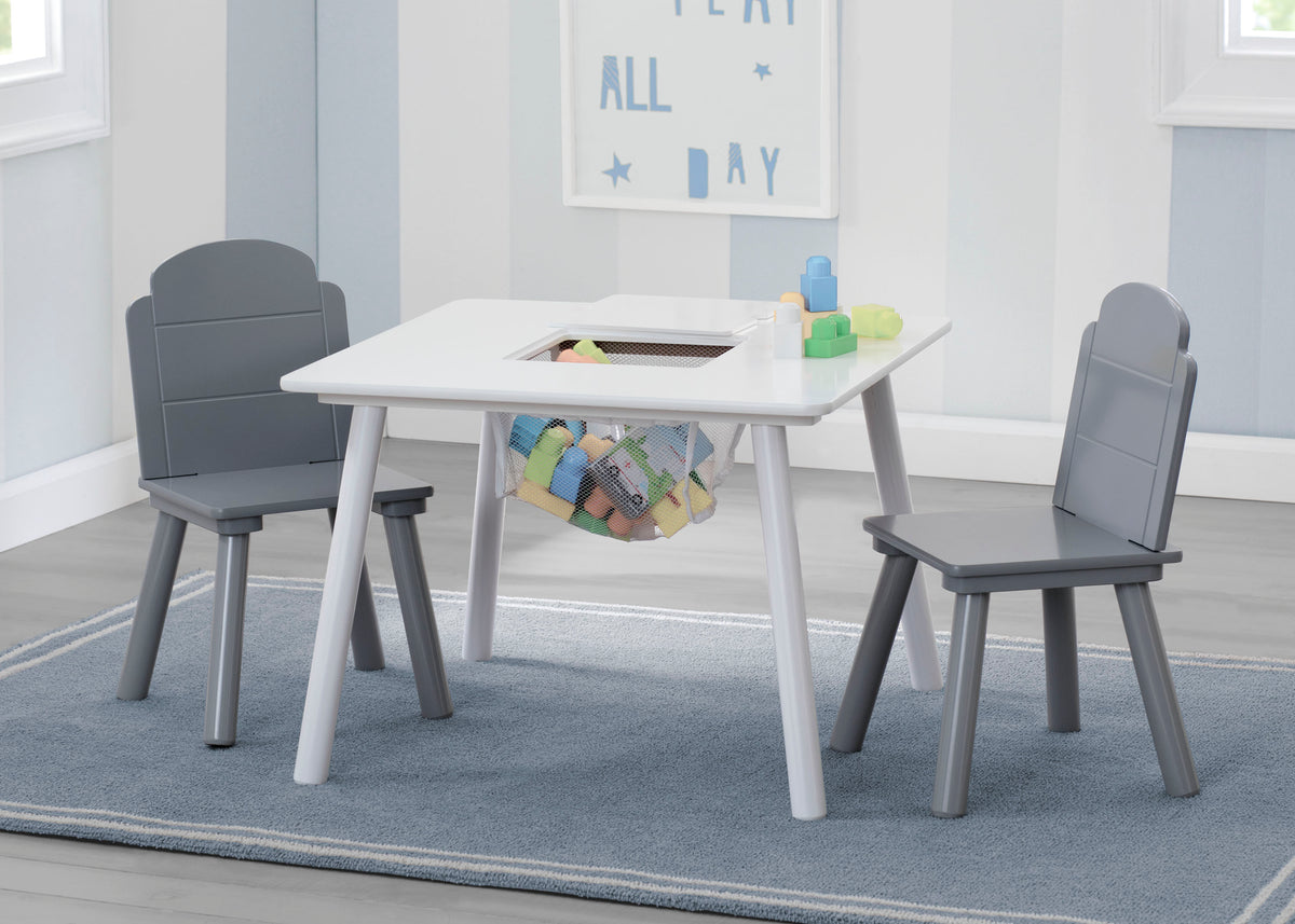 Light Grey and White (1176)