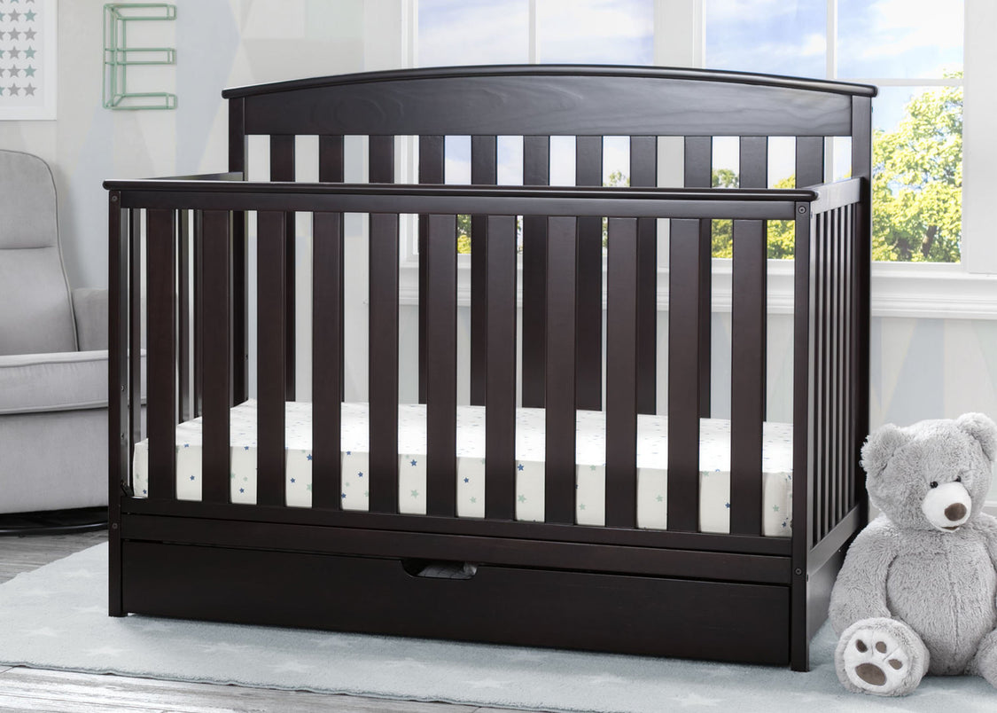 Delta Children Duke 4-in-1 Convertible Baby Crib with Under Drawer, Dark Chocolate 207 Crib Roomshot View a1a