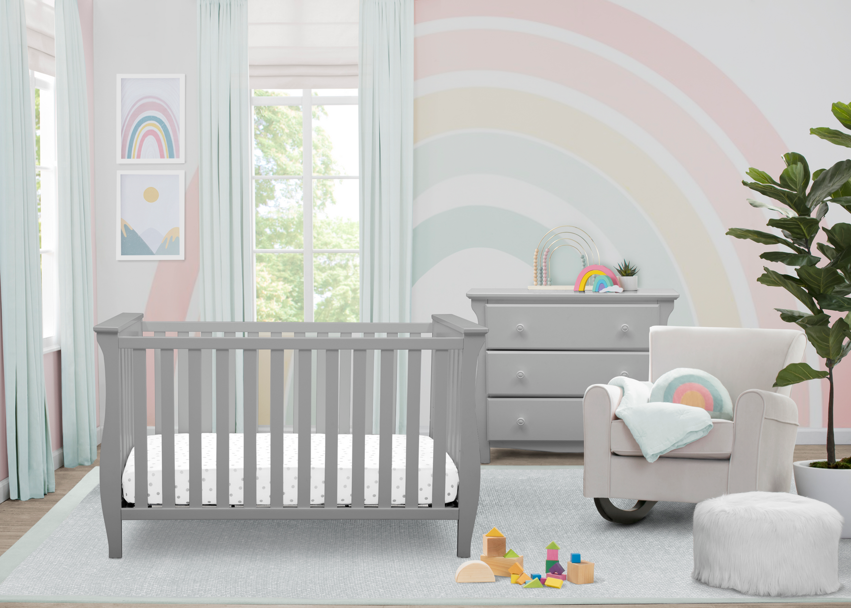Delta Children Grey (026) Lancaster 3-in-1 Convertible Crib (552330), Room shoot
