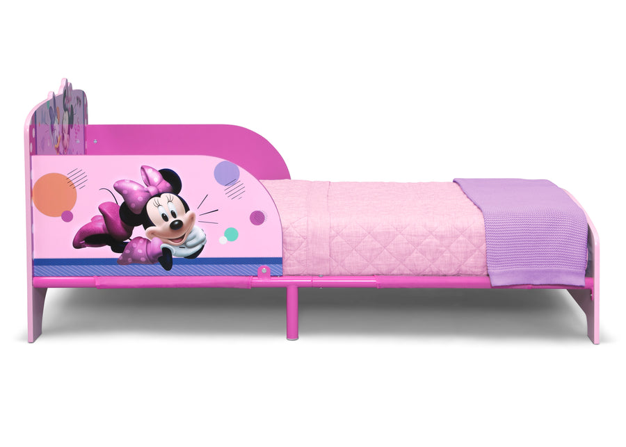 Minnie Mouse (1057) 3-Minnie Mouse Wood & Metal Toddler Bed