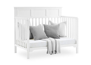 Bianca White (130) 8-Sweet Beginnings Hart Flat Top 6-in-1 Convertible Crib