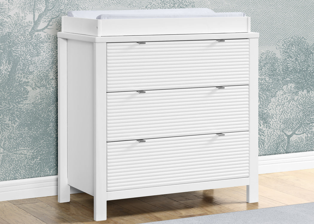 Cassie 3 Drawer Dresser with Changing TopBianca White (130)